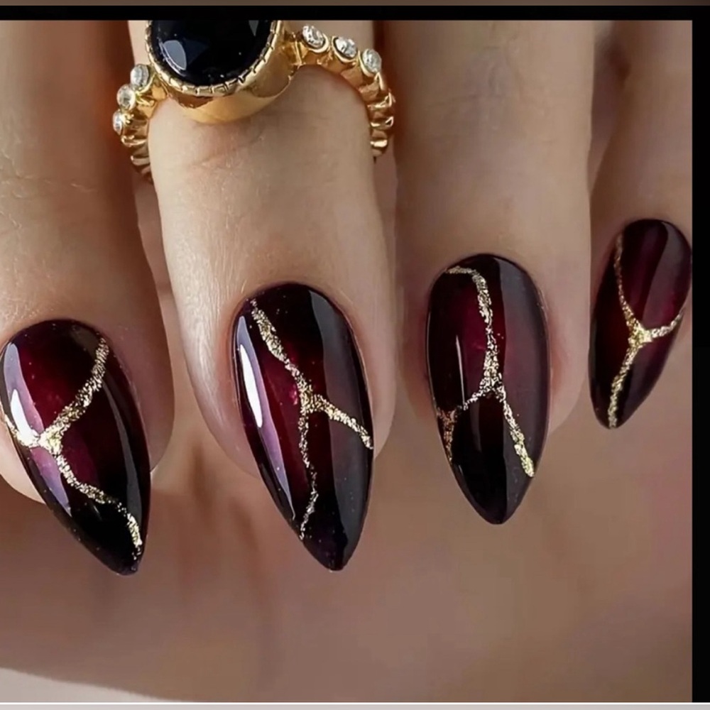 24 Piece Dark Red Glitter Marble Pattern Press on Nails